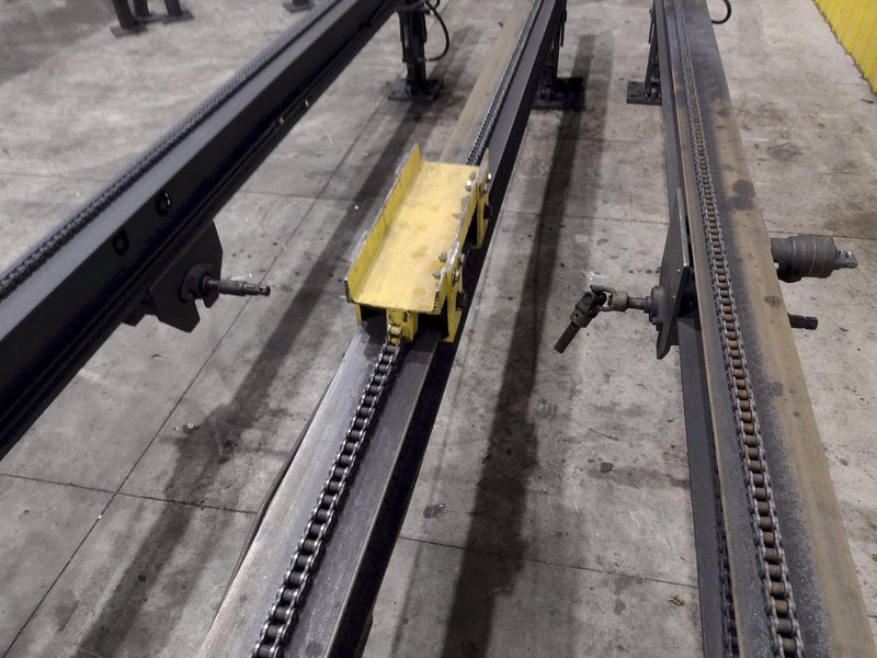 (3) 30&#039; CHAIN POWERED TRANSFER ARMS: STOCK #22913