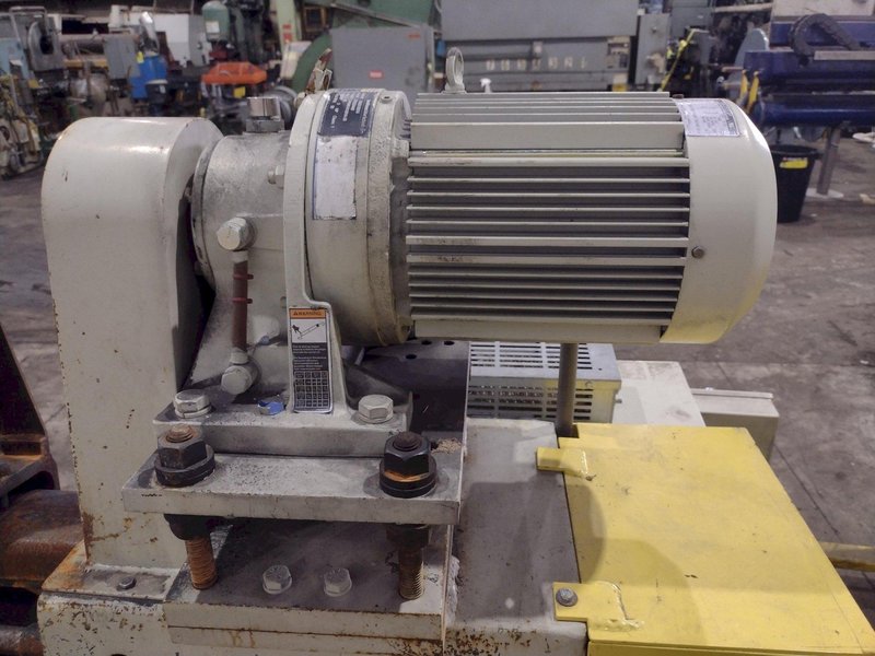 8,000 LBS X 18" CWP MODEL 4RM-18 POWERED UNCOILER COIL REEL: YOBRO #24958