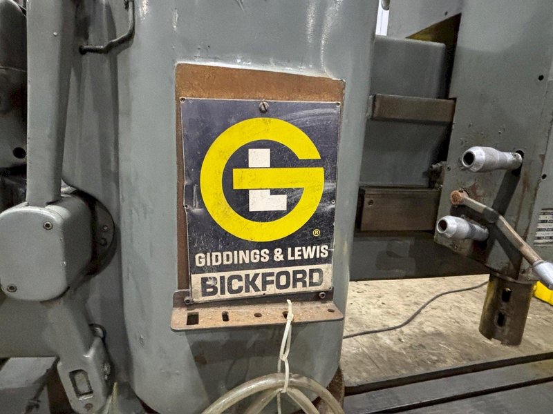 7' x 15" GIDDINGS &amp; LEWIS MODEL #962 G&amp;L RADIAL DRILL: YOBRO #24530