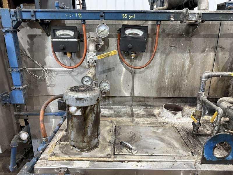 24" WIDE x 8" HIGH CAE RANSOHOFF 4-STAGE STAINLESS STEEL BELT CONVEYOR PARTS WASHER, WITH RUST INHIBITOR APPLICATION: YOBRO #25378