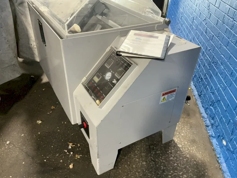 WEICE TESTING INSTRUMENT CO 35” X 24” X 20” SALT SPRAY CHAMBER   -  WTS90