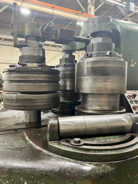 USED HERKULES WETZLAR 5" X 5" X 3/4" MECHNICAL ANGLE ROLL, Year: 1966