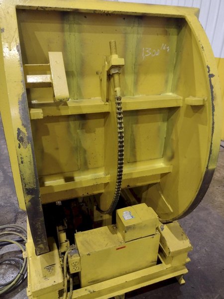 2,000 LBS X 36” X 36” WELD-BILT POWERED COIL FLIPPER UPENDER: YOBRO #24850