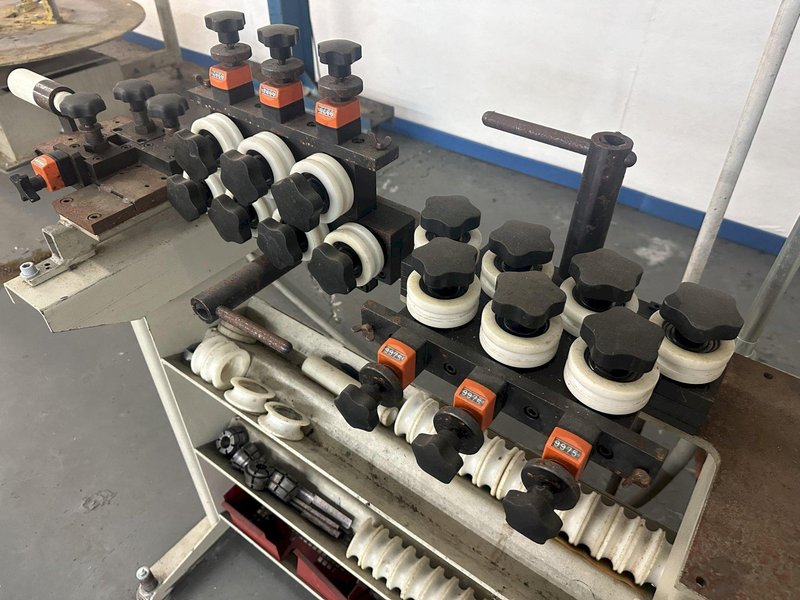 MEECO 2 PLANE TUBE STRAIGHTENER: STOCK #20098