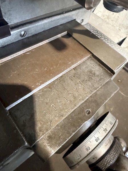 2 HP BRIDGEPORT SERIES 1 VERTICAL KNEE MILL. STOCK # 0222226