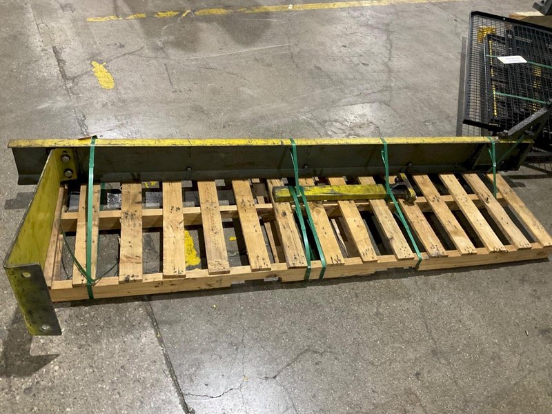 CINCINNATI 3D10 HYDRAULIC POWER SQUARING SHEAR USED