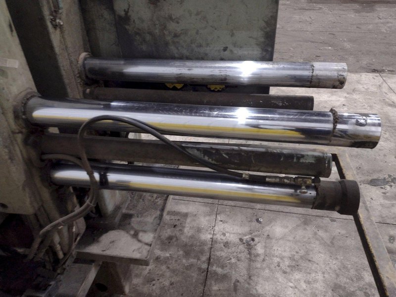 16" x 16" HYD-MECH MODEL #M-16A AUTOMATIC HORIZONTAL BANDSAW WITH POWER MITRE SWIVEL: STOCK #23419