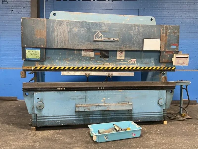 MASTER-FAB 12 FT, 175 TON PRESS BRAKE  -  PAB 175-12