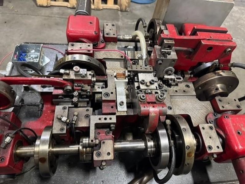 NILSON #700, 4-SLIDE WIRE FORMING MACHINE