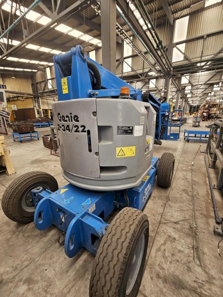 Used 2018 Genie Z-34/22 Electric Boom Lift For Sale