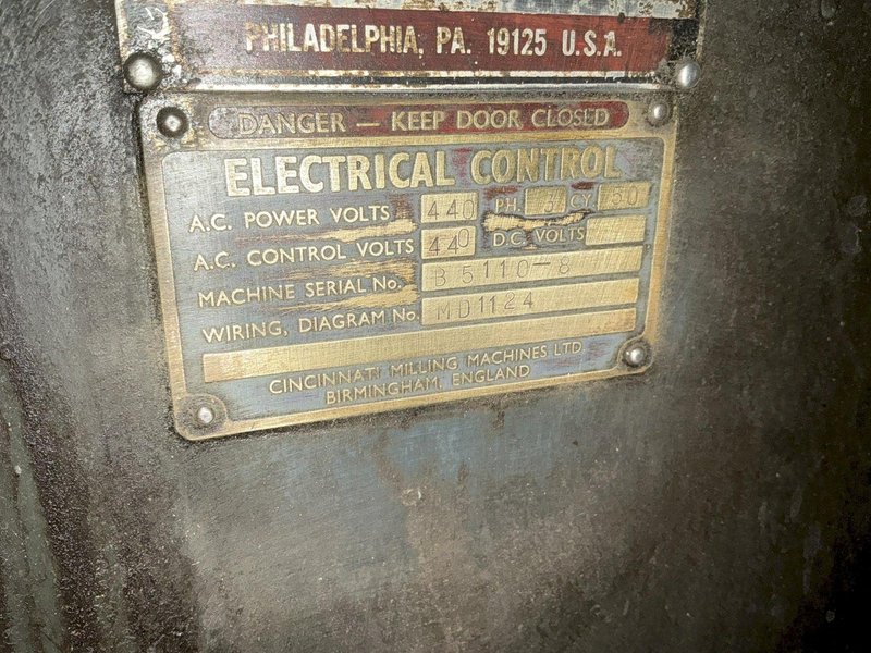 #2 CINCINNATI MODEL #2V VERTICAL MILL: YOBRO #25931