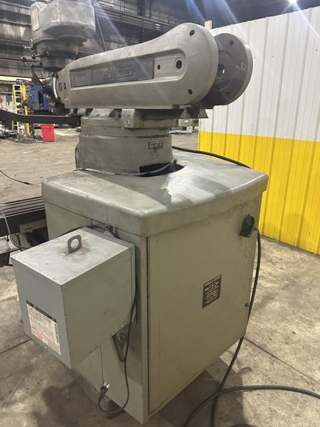 2 HP BRIDGEPORT SERIES II SPECIAL VERTICAL RAM TYPE KNEE MILL: STOCK #22466