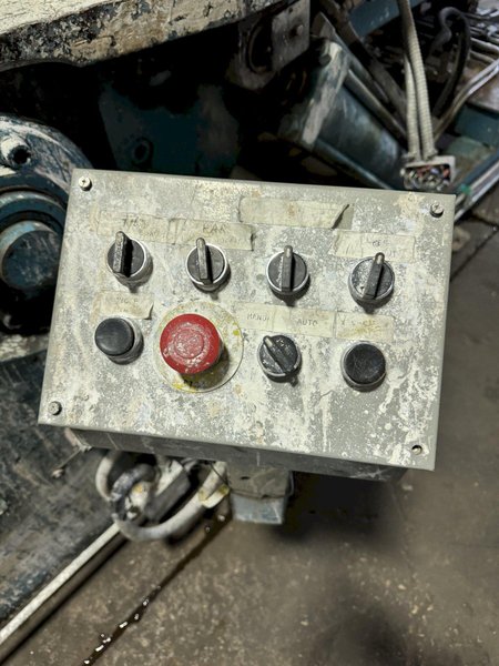 hall model hm6 molding machine s/n 1096 with hydraulics and controls with plc, 48&quot; x 48&quot; front platen, 45x48 rear platen