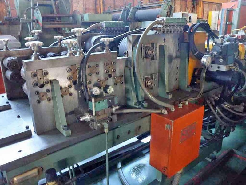 BURR OAK DOUBLE VERTICAL HAIRPIN BENDER STOCK #3061