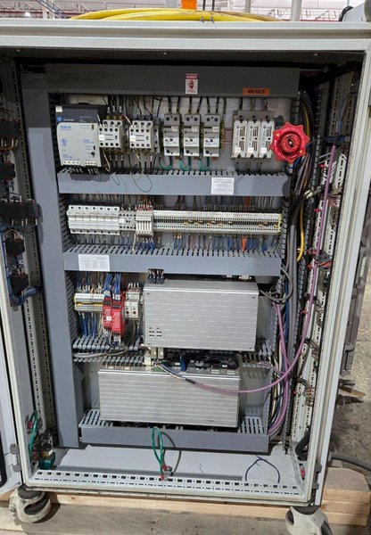 IPG PHOTONICS YLS-1000-S2T-TR Ytterbium Laser System USED