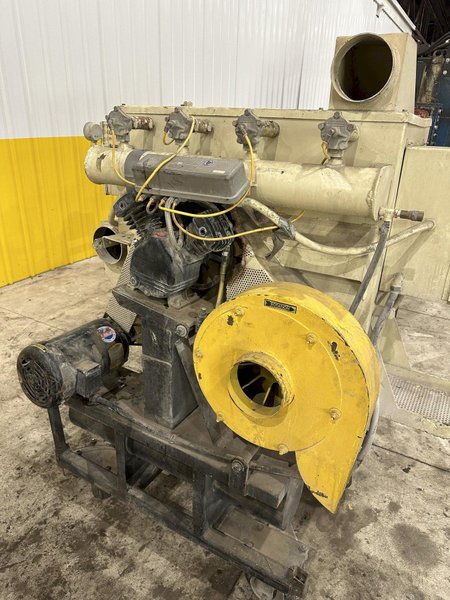13&quot; WIDE X 15 HP GOFF MODEL #15E13 PORTABLE SURFACE &amp; FLOOR SHOT BLASTER &amp; DUST COLLECTOR: STOCK #21291