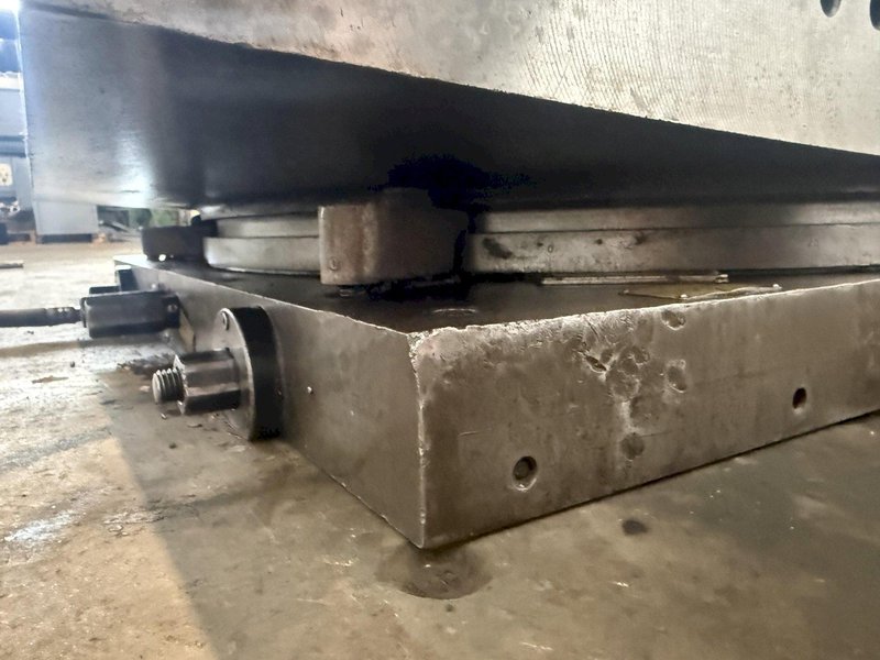 30" X 40" DEVLIEG AIR LIFT ROTARY TABLE. STOCK # 0221026