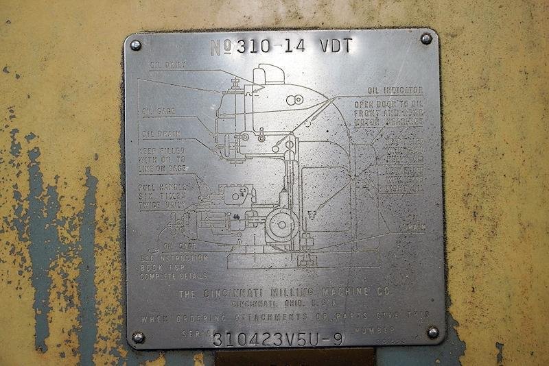 CINCINNATI MODEL #310-14VDT VERTICAL MILLING MACHINE: YOBRO #25927