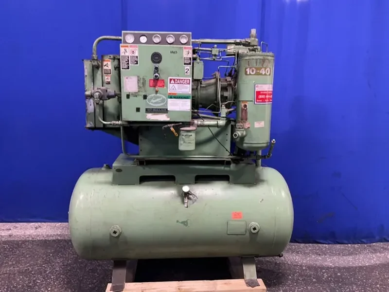 SULLAIR AIR COMPRESSOR  -  10-40 ACAC