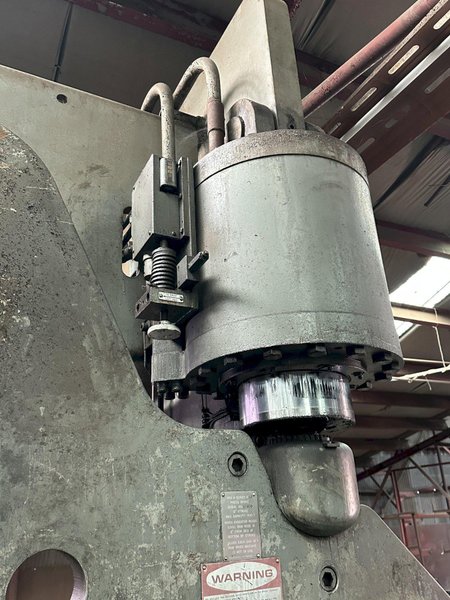 400 TON X 14' CINCINNATI MODEL #400H-10 HYDRAULIC PRESS BRAKE: STOCK #22782