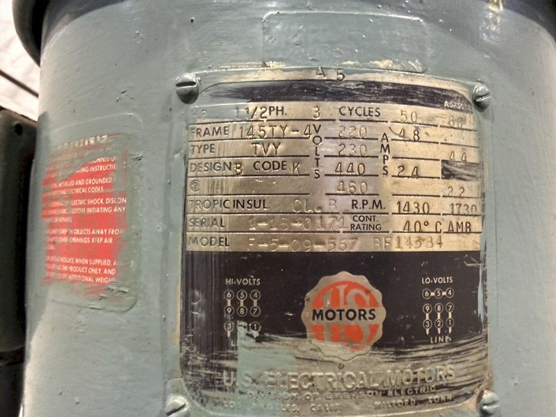 1.5 HP BRIDGEPORT SERIES 1 VERTICAL KNEE MILL. STOCK # 1214925