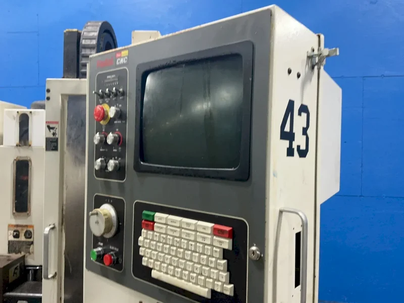 FADAL CNC VMC   -  904-11 / VMC 2016L