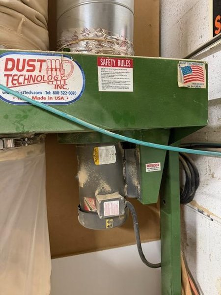 5′ x 10′ Limtech Industries C510D CNC Router, 2018 – 12 HP HSD Spindle, Syntec Control, Dust Tech Collection System