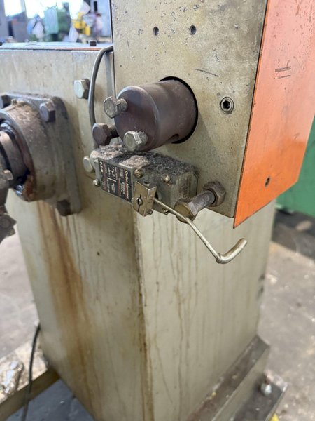 2,000 LB. X 18&quot; JACO VARIABLE SPEED UNCOILER. STOCK # 0779725