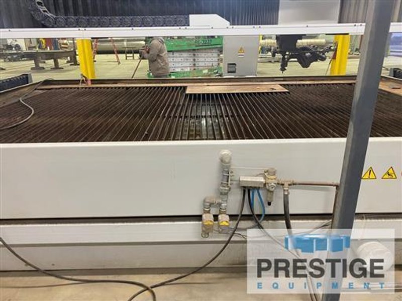 Flow Mach 500 4020 XD 6&#039;5&quot; x 13&#039; 5-Axis CNC Water Jet Cutting System