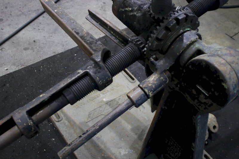 1000 LB X 13" LITTELL  MODEL #10 CENTERING COIL REEL: STOCK #72400