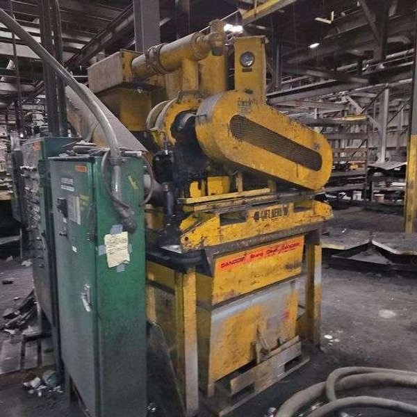 NFE hyvac model 230 s/n HV941with hopper