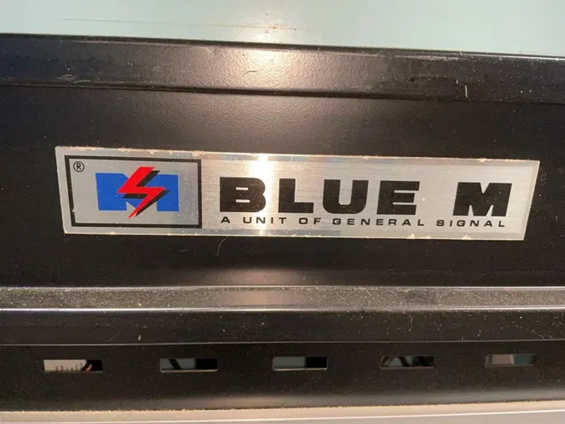 BLUE M 20” X 20” X 24” OVEN   -  DC-256C