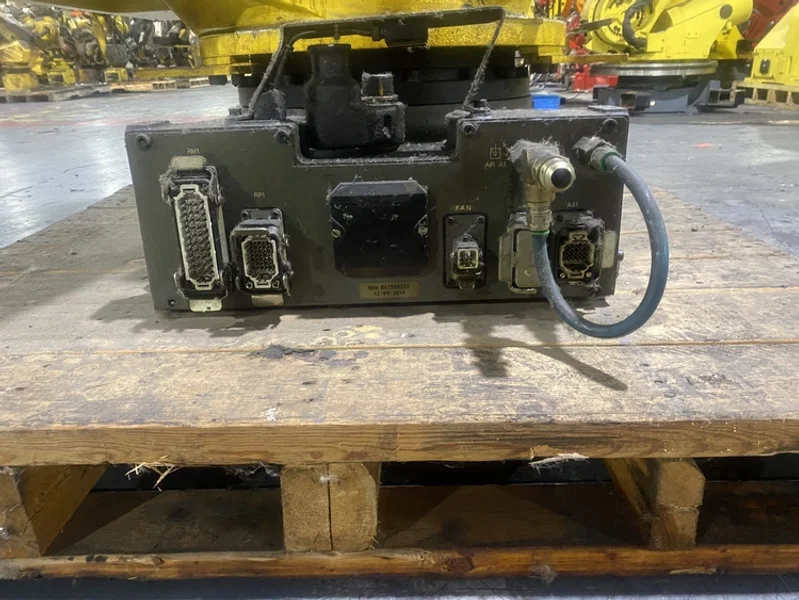 FANUC – R-2000iA/100P PARTS ONLY