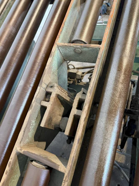 6,000 LB X 48" LBS BRANER HYDRAULIC DOWNLAYER TABLE: YOBRO #25221