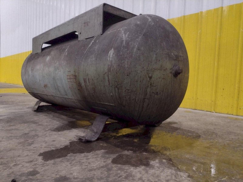 200 PSI KAGARD HORIZONTAL AIR RECEIVER SURGE TANK : YOBRO #25154