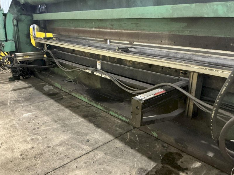 130 TON X 20' ACCURPRESS MODEL #713020 HYDRAULIC PRESS BRAKE: YOBRO #25003