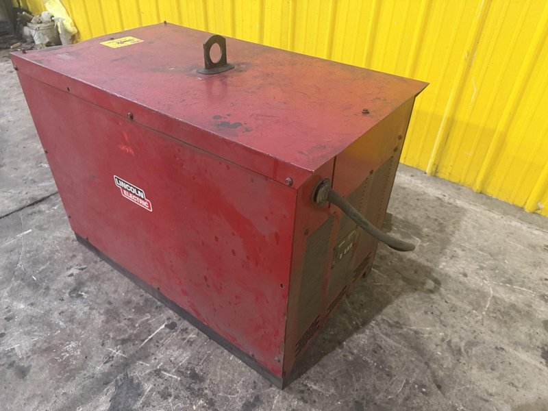 LINCOLN ELECTRIC DC-600 IDEALARC DC ARC WELDER: YOBRO #24625