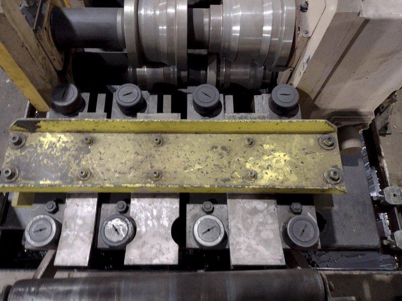 10 STAND X 2.5" X 21" KANE &amp; ROACH MODEL #2ST-CRFM ADJUSTABLE WIDTH "C &amp; Z PROFILE" ROLLFORMER: STOCK #11366