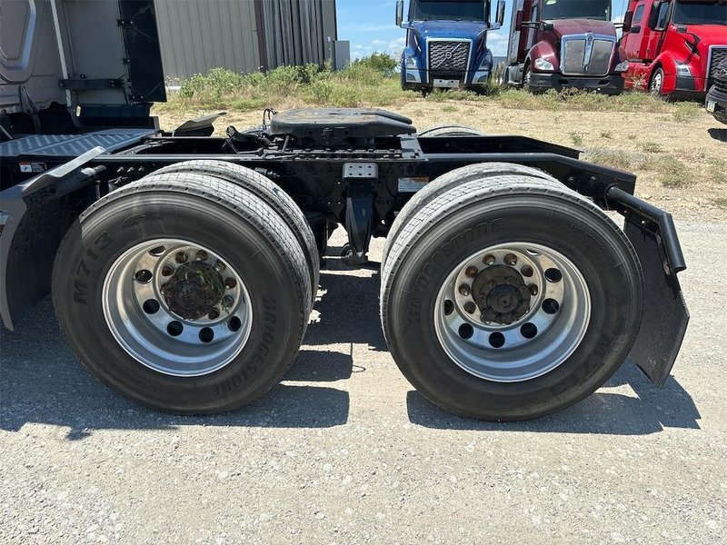 2020 Freightliner Cascadia 126 3AKJHHDR2LSKC0465