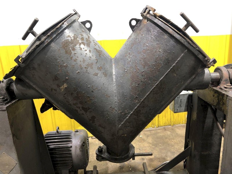 3 CUBIC FEET PATTERSON KELLEY CARBON STEEL POWDER V BLENDER: STOCK #17256