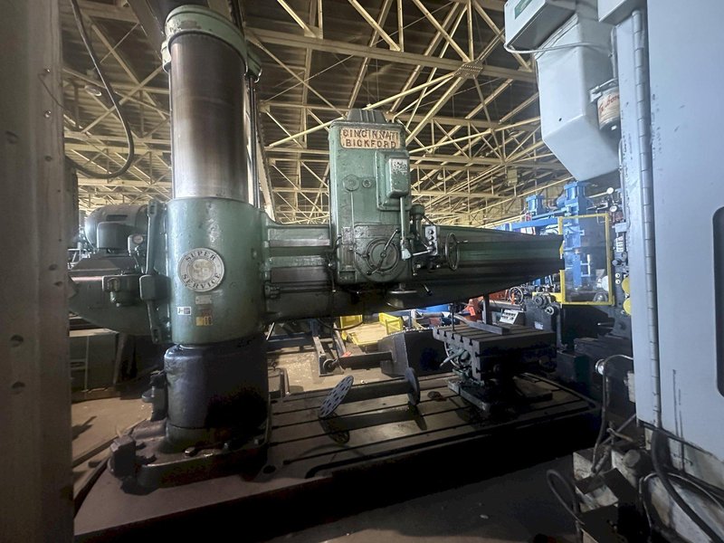 8&#039; X 19&quot; CINCINNATI BICKFORD RADIAL DRILL: STOCK #18554