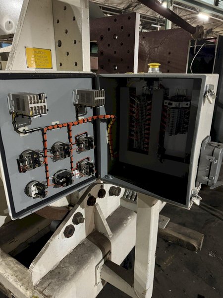 hall model 3 rocker type molding machine s/n 3a0902, with controls, no hydraulics