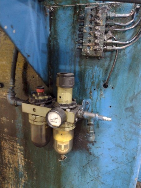 24" COOPER WEYMOUTH 7 ROLL MOTORIZED POWERED COIL STRIP STRAIGHTENER: STOCK #23702