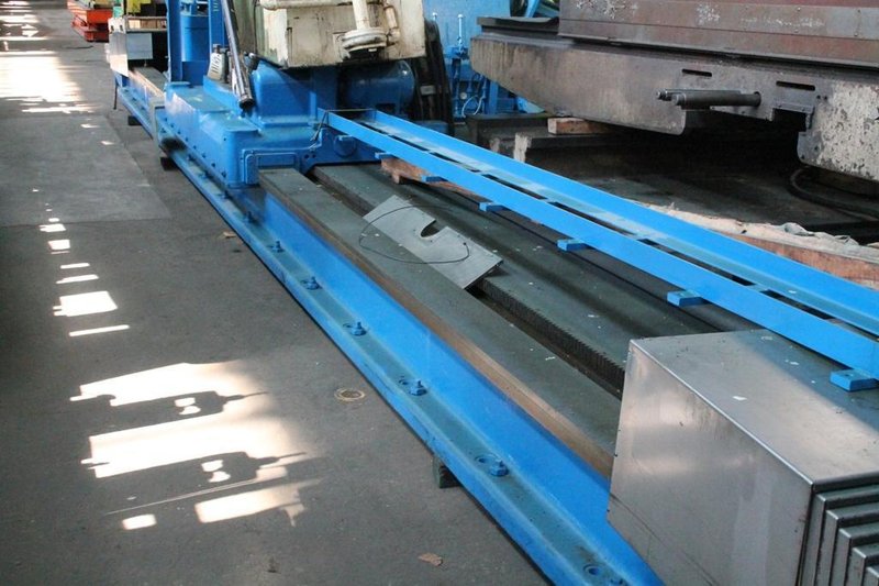 19&#039; CARLTON TRAVELING BASE:  STOCK #64111