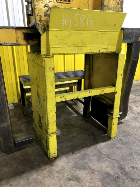 20,000 LB 10 TON BRADLEY MOTORIZED ROTAION COIL GRAB CLAW TYPE LIFT: STOCK #15816