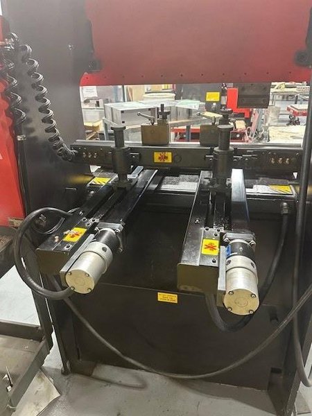 35 Ton x 4′ Amada RG-35S Hydraulic Press Brake, 1993