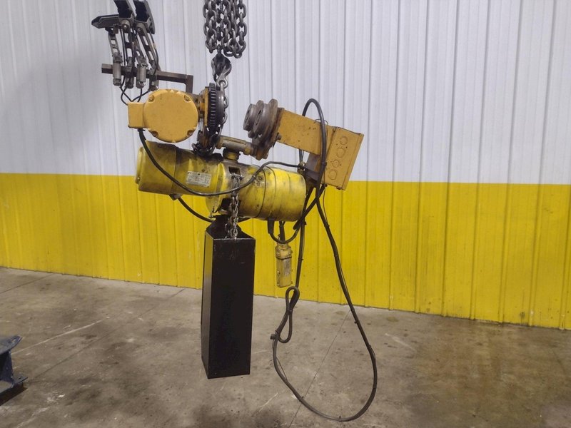 2 TON BUDGIT ELECTRIC CRANE HOIST: YOBRO #24609