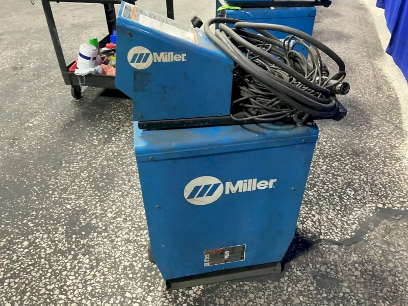 Miller  600 A Welder  - Axcess 450