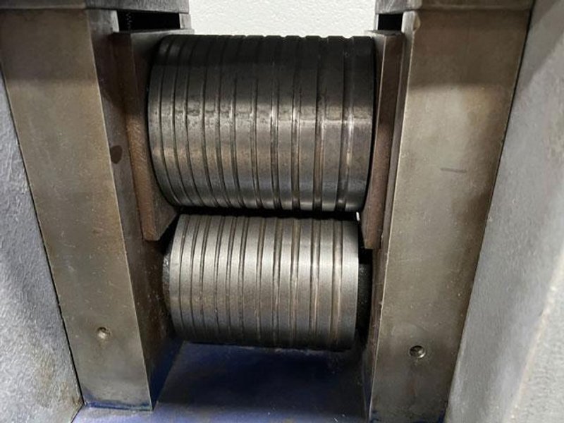 MACBEE MODEL 2R 1/2.5 CONTINUOUS WIRE POINTER (14649)