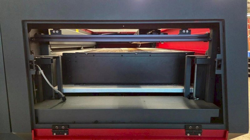 Universal Laser Systems ILS12 Dual 75w CNC Laser Cutter/Engraver, 2018 – W UAC 4000 Air Filtration